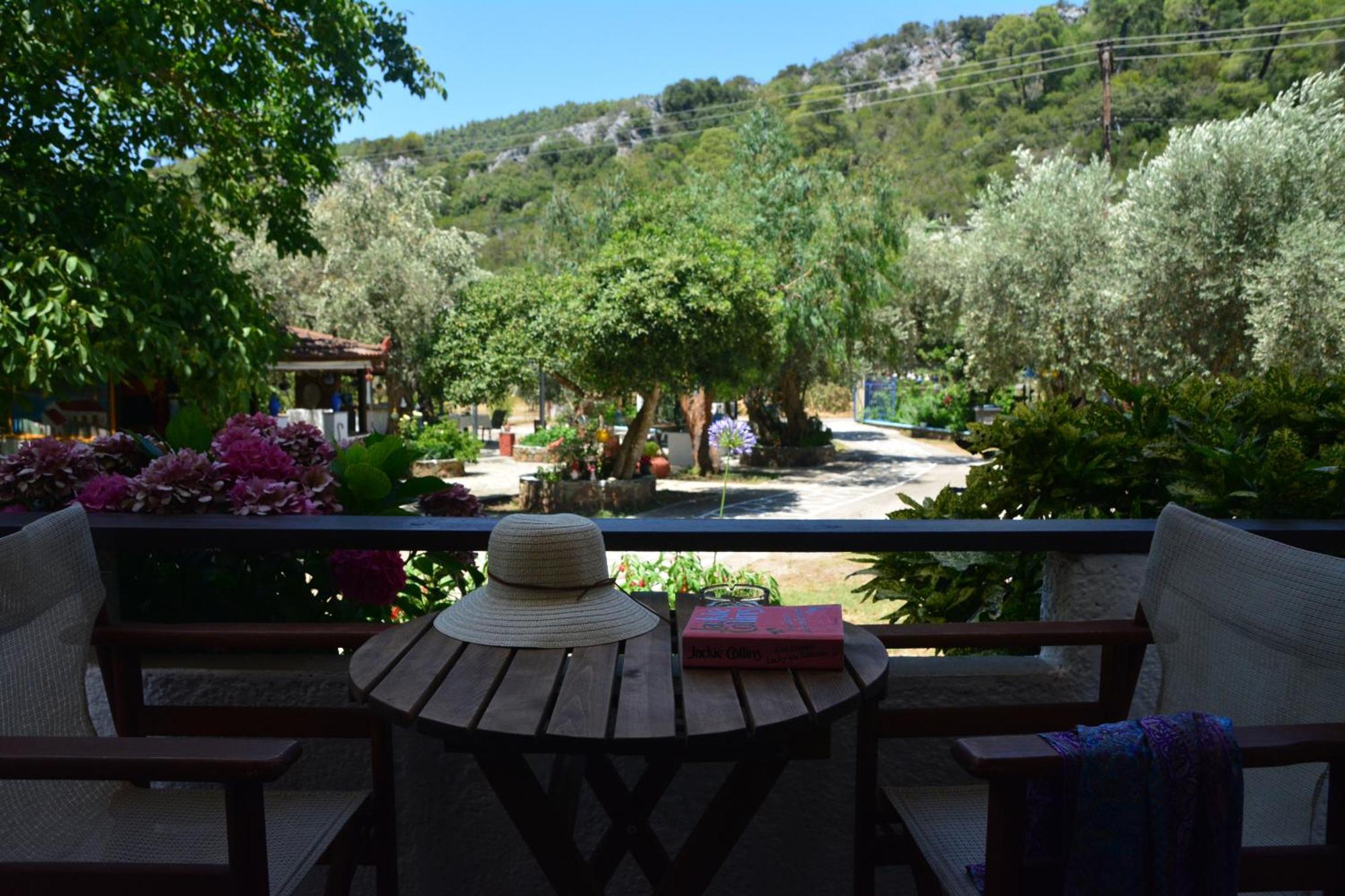 Spiros Rooms Panormos  Eksteriør billede